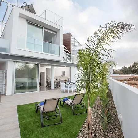 בית נופש 2 Schlafzimmer Mit Pool, Dachgarten, Meerblick פרוטאראס
